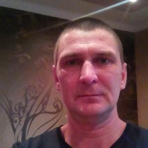 Парни в Георгиевске: Денис Шмаков, 44 - ищет девушку из Георгиевска