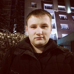 Мельников, 28 лет, Тюмень