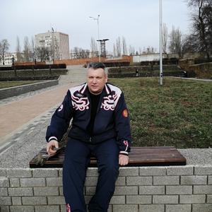 Парни в Нововоронеже: Михаил, 50 - ищет девушку из Нововоронежа