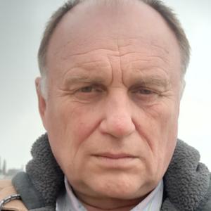 Вячеслав, 58 лет, Саратов