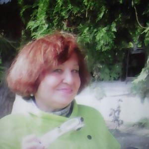 Девушки в Таганроге: Эвелина, 49 - ищет парня из Таганрога