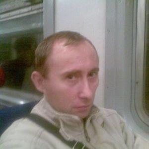 Парни в Кропоткин (Краснодарский край): Виктор, 38 - ищет девушку из Кропоткин (Краснодарский край)