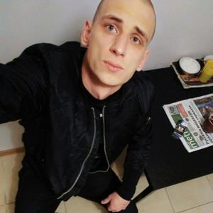 Парни в Балашове: Максим, 33 - ищет девушку из Балашова
