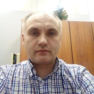 Парни в Перми: Олег, 47 - ищет девушку из Перми