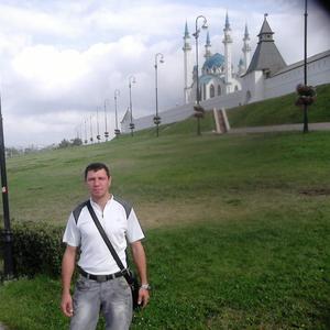 Парни в Тольятти: Виталий, 41 - ищет девушку из Тольятти