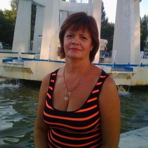 Девушки в Батайске: Елена, 52 - ищет парня из Батайска