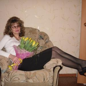 Девушки в Калининграде: Лариса, 63 - ищет парня из Калининграда