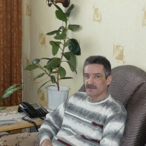 Парни в Йошкар-Оле: Кир, 63 - ищет девушку из Йошкар-Олы