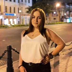Девушки в Владивостоке: Дарья, 21 - ищет парня из Владивостока