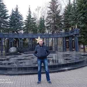 Парни в Казани (Татарстан): Артём, 52 - ищет девушку из Казани (Татарстан)