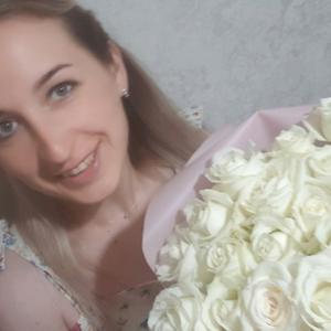 Девушки в Слуцке: Татьяна, 31 - ищет парня из Слуцка