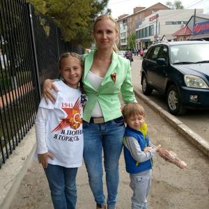 Девушки в Выселки (Краснодарский край): Светлана Алехина, 44 - ищет парня из Выселки (Краснодарский край)