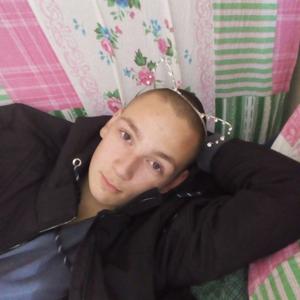 Парни в Томске: Александр, 21 - ищет девушку из Томска