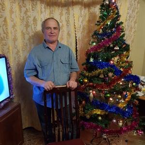 Парни в Арсеньеве: Василий, 74 - ищет девушку из Арсеньева