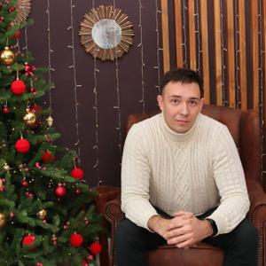 Парни в Томске: Андрей, 25 - ищет девушку из Томска