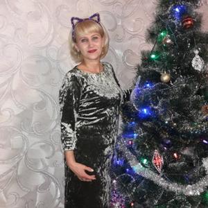 Девушки в Оренбурге: Ирина, 52 - ищет парня из Оренбурга