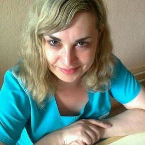 Девушки в Омске: Таня, 42 - ищет парня из Омска