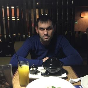 Парни в Пятигорске: Arman, 37 - ищет девушку из Пятигорска