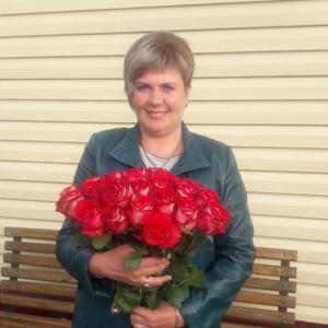 Девушки в Рузаевке (Мордовия): Елена, 44 - ищет парня из Рузаевки (Мордовия)