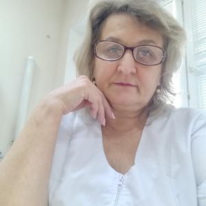 Девушки в Казани (Татарстан): Зуля, 53 - ищет парня из Казани (Татарстан)