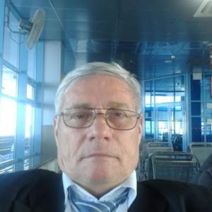 Парни в Шахты: Андрей, 79 - ищет девушку из Шахты