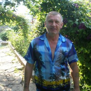 Парни в Алексине: Вадим Вадим, 67 - ищет девушку из Алексина