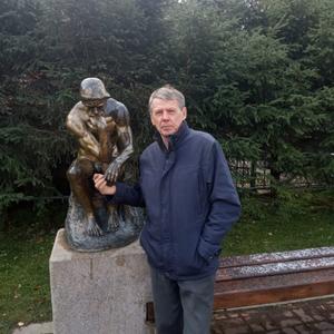 Геннадий, 71 год, Томск