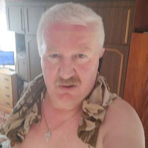 Парни в Ижевске: Игорь, 56 - ищет девушку из Ижевска