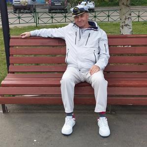 Виктор, 71 год, Братск