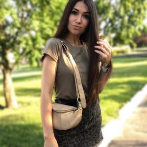 Девушки в Ульяновске: Кристина, 26 - ищет парня из Ульяновска