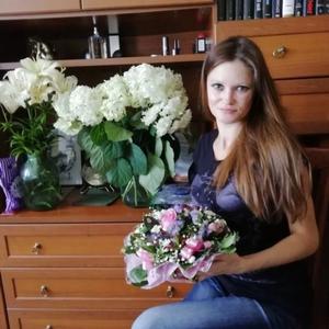 Девушки в Нижний Новгороде: Екатерина, 38 - ищет парня из Нижний Новгорода