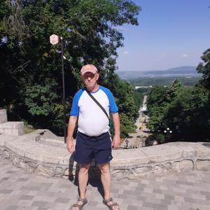 Парни в Минеральные Воды: Андрей, 58 - ищет девушку из Минеральные Воды