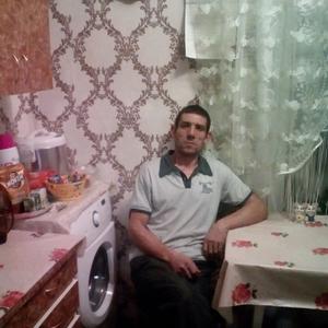 Парни в Бискамжа: Анатолий, 39 - ищет девушку из Бискамжа