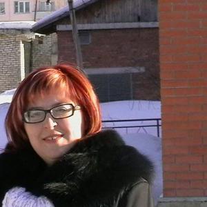 Девушки в Бийске: Елена, 45 - ищет парня из Бийска