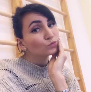 Девушки в Ижевске: Анастасия, 31 - ищет парня из Ижевска