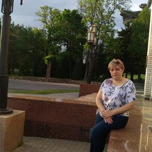 Девушки в Волгограде: Татьяна Ушкина, 54 - ищет парня из Волгограда