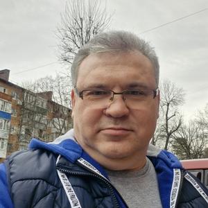 Парни в Краснодаре (Краснодарский край): Дмитрий, 52 - ищет девушку из Краснодара (Краснодарский край)
