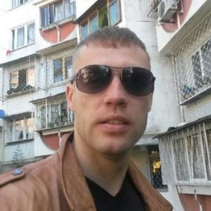 Парни в Кемерово: Александр, 40 - ищет девушку из Кемерово