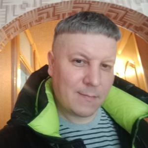Рустам, 44 года, Соликамск