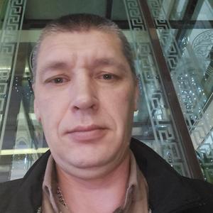 Олег, 50 лет, Соликамск