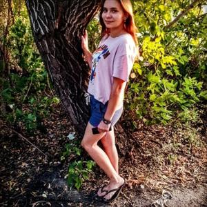 Девушки в Новосибирске: Алевтина, 24 - ищет парня из Новосибирска