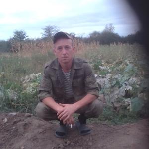 Парни в Белореченске (Краснодарский край): Саша, 38 - ищет девушку из Белореченска (Краснодарский край)