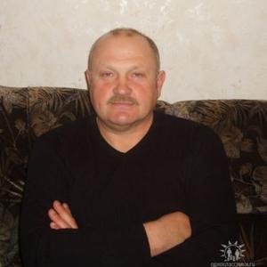 Василий, 68 лет, Москва