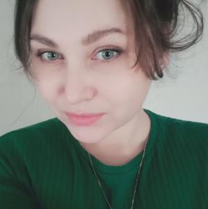 Девушки в Омске: Ольга, 35 - ищет парня из Омска