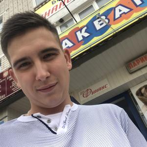 Парни в Волжске: Алексей, 25 - ищет девушку из Волжска