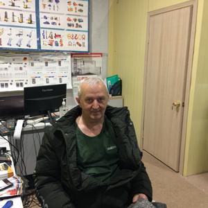 Александр, 58 лет, Уссурийск