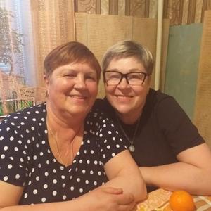 Девушки в Каменск-Уральский: Вера, 69 - ищет парня из Каменск-Уральский