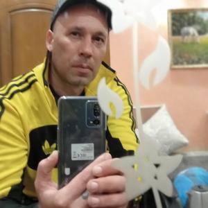 Парни в Камышине: Алексей Карулин, 38 - ищет девушку из Камышина