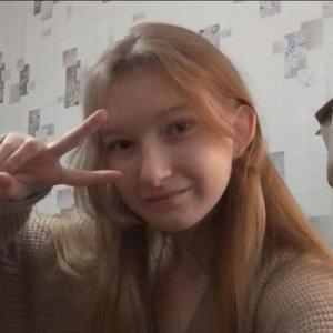 Виктория, 18 лет, Кострома