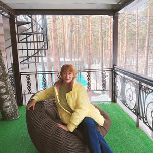 Девушки в Томске: Наталия, 58 - ищет парня из Томска